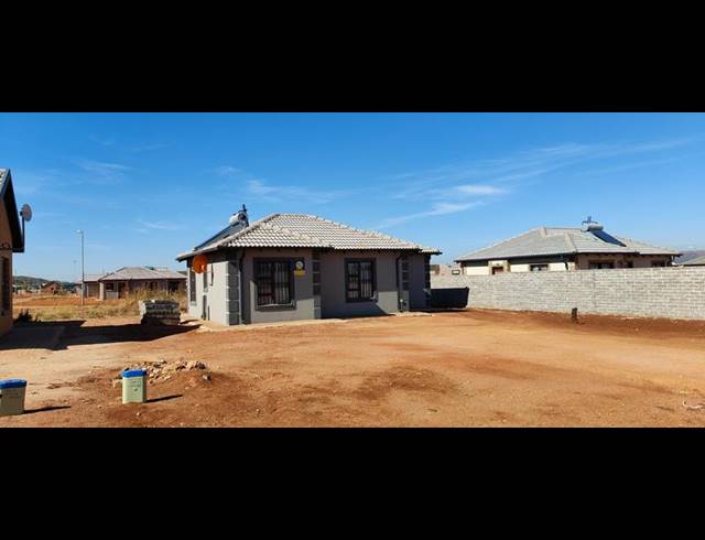 3 BEDROOM HOUSE FOR SALE IN SALFIN